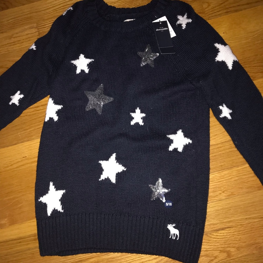 Unused Abercrombie and Fitch Navy Blue Sweater